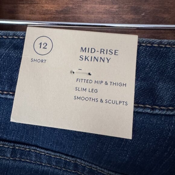NWT Universal Thread Medium Blue Mid-Rise Skinny Jeans Size 12 Short - Picture 10 of 11